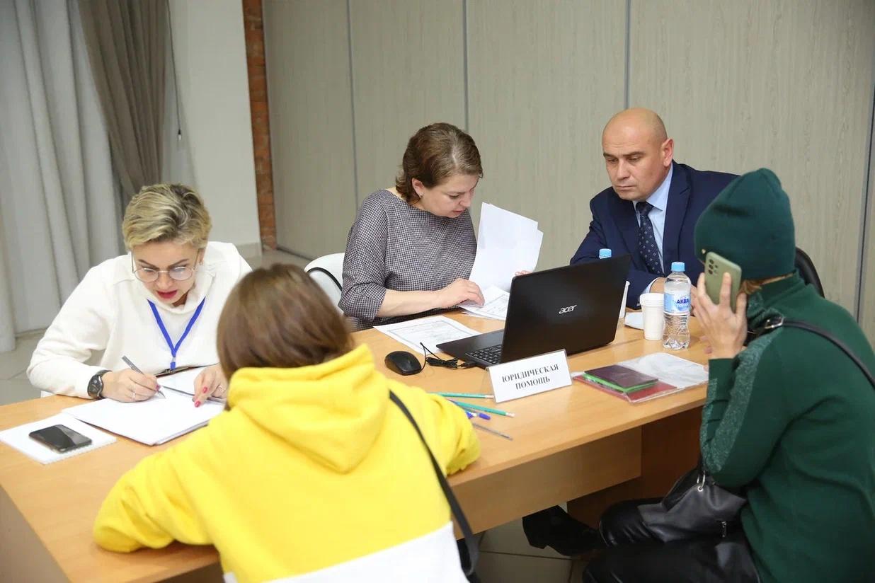 Фото В Новосибирске провели консультации с семьями мобилизованных по вопросам оказания соцподдержки 2